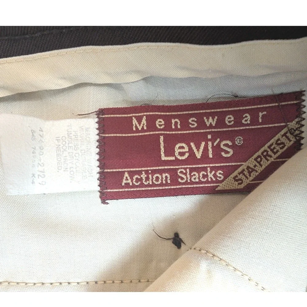 Levis pre owned